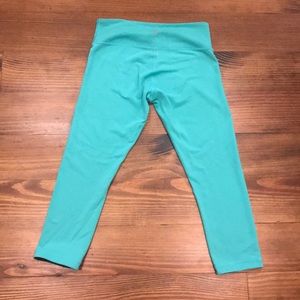 Lululemon Wunder Under Reversible Crop